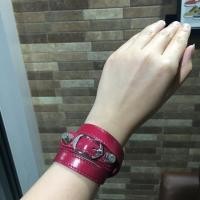 ราคา USED BALENCIAGA TRIPLE TOUR Size.M สีชมพู Fuschia แท้ (1917507625)