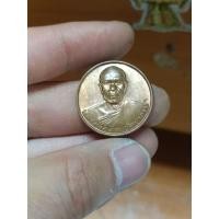 ราคา เหรียญหลวงพ่อสด วัดปากน้ำ กทม. รุ่นสายทองคำ ปี2556 เนื้อทองแดง (25357256482)