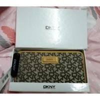 ราคา กระเป๋าสตางค์ใบยาว DKNY (1820367391)