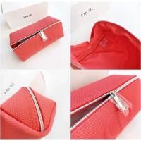 ราคา กระเป๋าใส่เครื่องสำอางค์ #ของแท้ (44327050854)