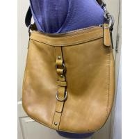ราคา coach มือสองหนังแท้ สภาพสวย (42373130139)