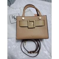 ราคา กระเป๋าสะพาย Lyn แท้ (11219686431)