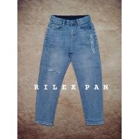 ราคา Relax pant MONCLER กางเกงยีนส์เนื้อนุ่มแฟชั่นมือสอง (49103962211)
