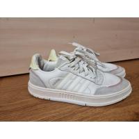 ราคา รองเท้าผ้าใบAdidasมือสองsize37 (41108798422)