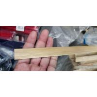 ราคา ใส้ไม้ไผ่ 1-1.5x 100 cm. (งอเป็นวงกลมได้ ) ไม่มีขอบเขียว (4965487303)