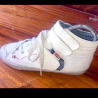 ราคา รองเท้าผ้าใบหุ้มข้อ2 Levi’s แท้ ด้านในเป็นผ้ายีนส์ เบอร์ 37 (2267488709)