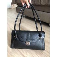 ราคา กระเป๋า Double M Milano Shoulder bag มือสอง ของแท้% สภาพดี หนังแท้❤️ (14422183266)