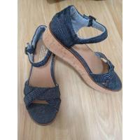 ราคา Toms รองเท้าส้นหนา sz.23cm. (19473410001)