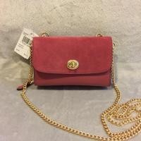 ราคา Coach Flap Phone Chain Crossbody New-แท้% สีชมพูรูจ สายโซ่ทอง มี 2 ช่อง 1 ฝาเปิด 1 ซิป (1180665898)