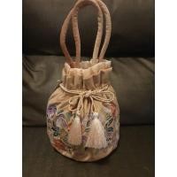 ราคา กระเป๋าผ้างานปักดอกไม้ Anna Sui❤️❤️ (20948943477)