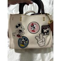 ราคา disney x coach rogue bag 25 with mickey mouse and minnie mouse (40203924567)