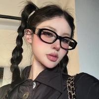 ราคา Shanmieleng Versace ยุโรปอเมริกัน Retro กรอบเล ็ ก Cat Eye Plain Face แว ่ นตาหวานสาวร ้ อน Y2K Influencer Square รอบ Face Slimmer ดูสามารถจับคู ่ กับกรอบองศา (24827117199)