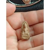 ราคา พระรอดวัดมหาวันลำพูนพิมพ์เล็ก (25733642425)