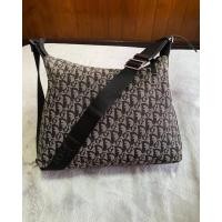 ราคา Christian Dior Vintage monogram Crossbody bag ดิออร์ กระเป๋ามือสอง ของแท้ วินเทจ (15350210493)