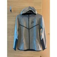 ราคา เสื้อ jacket hoodie เด็กชาย ซิปหน้า ยี่ห้อ Nike สีเทา ขนาด XL สวยสภาพดีมากเหมือนใหม่ แท้100% เจ้าของขายเองค่ะ (28370902574)