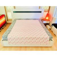 ราคา ผ้าปูรองนอน/รองกันเปื้อน/รองโซฟา ขนาด 4.5-5ฟุต สีขาวลายดอกวินเทจสีชมพู มือสองขายตามสภาพ สินค้าญี่ปุ่น-เกาหลีแท้ (25221278997)