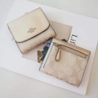 ราคา Coach​ Small​ Wallet (4834852595)
