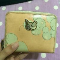 ราคา กระเป๋าสตางค์ใบสั้น kloset ของแท้ (1124281289)