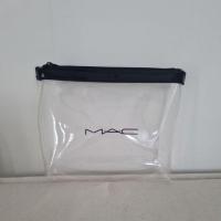 ราคา กระเป๋าใส่เครื่องสำอางค์ MAC สีใสหยิบง่ายใช้สะดวก (27180367418)