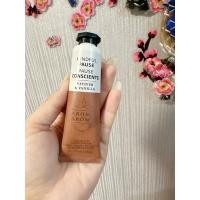 ราคา Bath & Body Works Vetiver Vanilla Hand Cream 29ml. ของแท้ (25332669033)