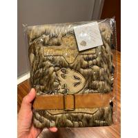 ราคา Harry potter monster book of monsters plush journal แฮร์รี่พอตเตอร์ สมุดจด ขนาด 6.5*8.75“ มี 184 หน้า (28268255615)