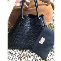 ราคา กระเป๋ามือสอง bottega veneta tote สภาพดี (5215466758)