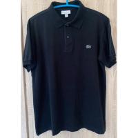 ราคา ของแท้เชียร์ค่ะ เหมือนได้มือ 1 สวยมาก ผ้าใหม่มากค่ะ เสื้อโปโล Lacoste คอปก สีดำสนิท ไม่เฟด มือสอง ป้ายที่คอค่ะ (49952724024)