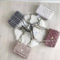 ราคา กระเป๋าสะพายข้าง Guess Cessily Tweed ของแท้ (43210935072)