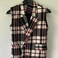 ราคา เสื้อสูทแขนกุด ลายสก๊อต used (3835525208)