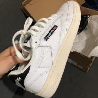 ราคา รองเท้า reebok มือสอง (3421783489)