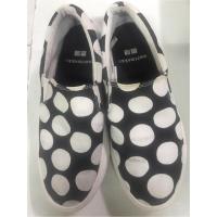 ราคา รองเท้า Marimekko x Uniqlo size 37.5 มือสอง (7812213216)