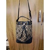 ราคา กระเป๋าทรงขนมจีบ Tory Burch (20066696383)