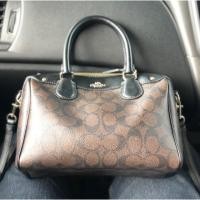 ราคา กระเป๋าสะพายข้าง Coach ทรงหมอนเล็ก ของแท้ สภาพ90% (2675701228)