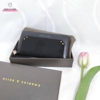 ราคา กระเป๋าสตางค์ CHARLES & KEITH รุ่น STUDDED LONG WALLET แท้ (10857899006)