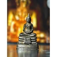 ราคา หลวงพ่อพระพุทธโสธร ญสส. รุ่นแรก ปี พ.ศ. 2533 : เนื้อนวโลหะ พิมพ์เล็ก (41909869292)