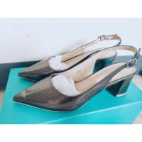 ราคา Sweet palettes - Jeda รองเท้าหัวแหลมหนังแก้ว ส้นสูง 2.5 นิ้ว แบบหนา​ ​#มือสอง (6401449836)