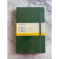 ราคา สมุดโน้ต ปกแข็ง กระดาษลายตาราง Moleskine Classic Hardcover Square notebook สีเขียว ขนาด 13x21 cm (24277154925)
