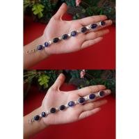 ราคา สร้อยข้อมือพลอยไพลิน ตัวเรือนเงินแท้ (20932965756)