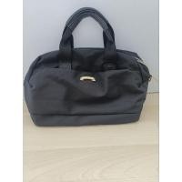 ราคา กระเป๋าสะพายถือeverlastหญิงดำกว้าง13สูง8 (29916317303)