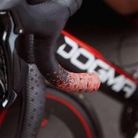 ราคา ﻿ผ้าพันแฮนด์ GUEE BARTAPE สีแดง ผ้าพันแฮนด์ที่ให้ความนุ่ม กระชับมือ ไม่ลื่น (6453579491)