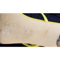 ราคา LYNรองเท้ามือสองของแท้ (16479482044)