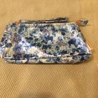 ราคา กระเป๋าเครื่องสำอาง Jill Stuart มือสอง (6820395045)