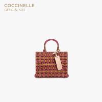ราคา COCCINELLE กระเป๋าถือผู้หญิง รุ่น NEVER WITHOUT BAG MONOGRAM HANDBAG 180301 สี MUL.PULP P/GARN (25057226238)