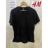 ราคา H&M#เอชแอนด์เอ็ม เสื้อยืดคอวี อก 40 นิ้ว ยาว 26 นิ้ว SIZE M สภาพดี ไม่มีตําํหนิจ้า (47654209386)