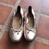 ราคา ส่งต่อรองเท้า Saramanda หนังแกะ เบอร์ 39 (2272465813)