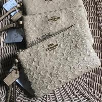 ราคา COACH F36628 EAST/WEST CELESTE CONVERTIBLE HOBO IN PEBBLE LEATHER (571521616)