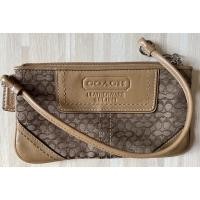 ราคา กระเป๋าถือคลัช”COACH” (7252049542)