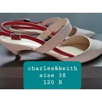 ราคา charles&keith มือ2 แท้ 100% (11924347893)