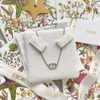 ราคา [ส่งฟรี] ✨Setกล่องถุงขาว✨ New Dior Necklace (รบกวนลูกค้าสอบถามก่อนชำระนะคะ) (24878488048)