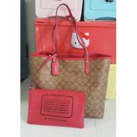 ราคา COACH แท้ % Tote กลับด้าน ฐาน13" สีชมพู ครบเซทแม่ลูก^^ (1446643599)